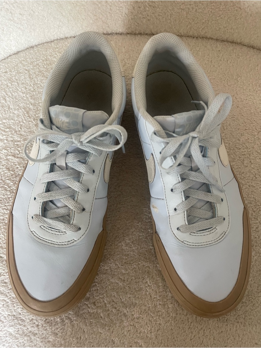 Nike Men's light blue and Gum sole Low-Top Sneakers